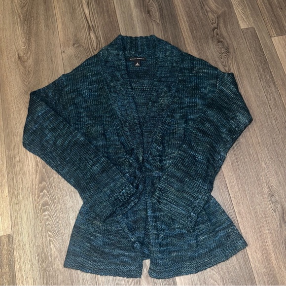 Banana Republic woman’s wrap sweater. Great condition - Picture 1 of 5